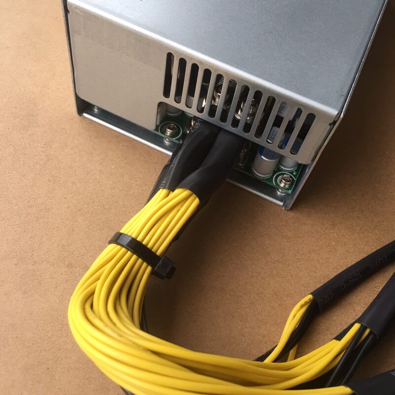 مزود طاقة ATX صامت بقدرة 1800  - مراجعة 2000W Atx Mining Power Supply وسعره